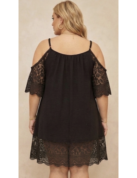 ROBE COURTE DENTELLE