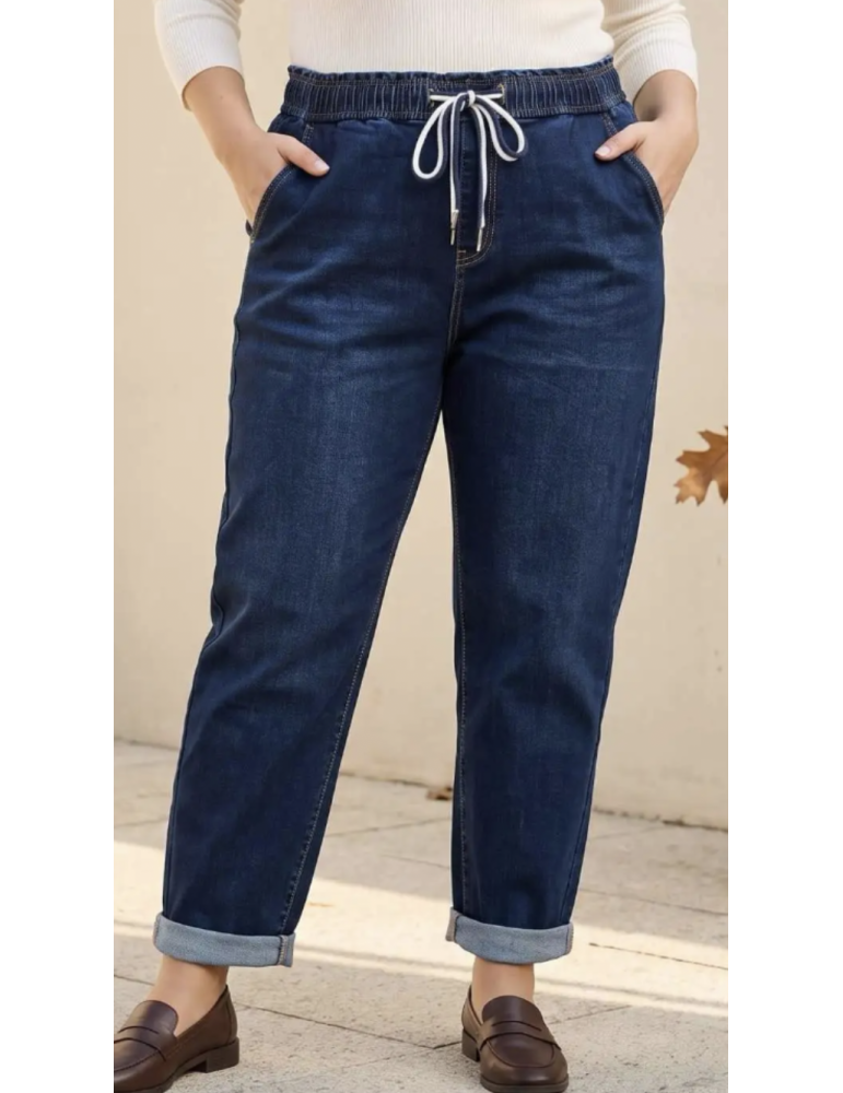JEAN’S MOM FIT