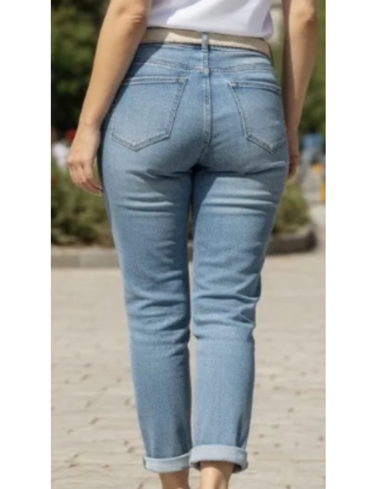 JEAN’S AVEC CEINTURE